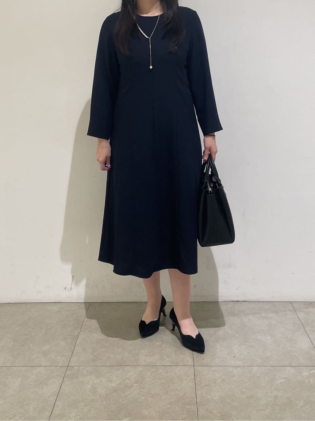 emikaさんの「INDIVI｜【洗える／UVケア】ジョーゼットフレアワンピース」を使ったコーディネート