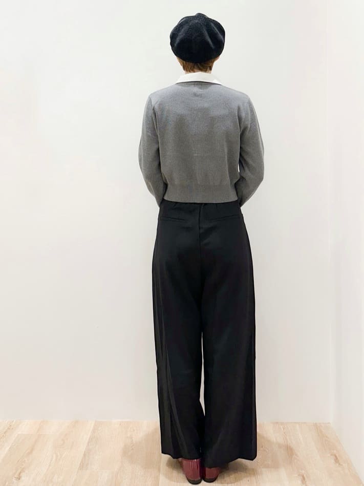 yurieさんの「OPAQUE.CLIP｜タックデザインワイドパンツ【洗濯機OK】」を使ったコーディネート