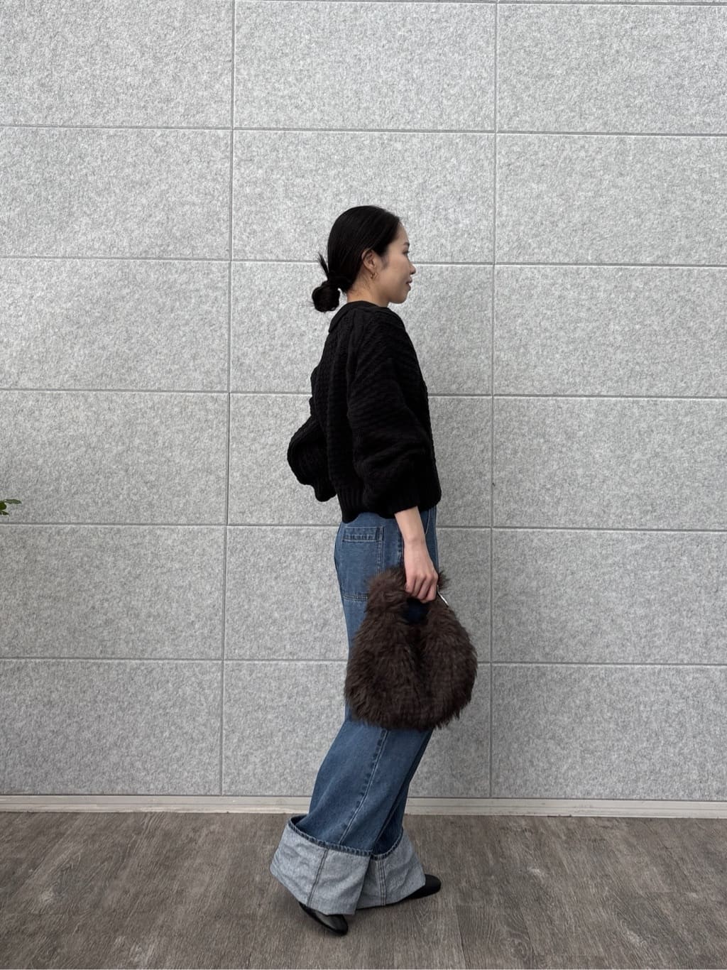 ひなさんの「INDIVI｜スキッパーフォルムニット」を使ったコーディネート