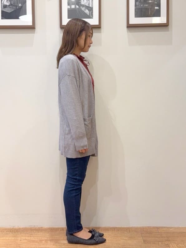 maiさんの「SHOO･LA･RUE｜【S-LL/洗濯後しわになりにくい/吸水速乾/UV】大人フェミニンな装いに 襟フリルブラウス」を使ったコーディネート