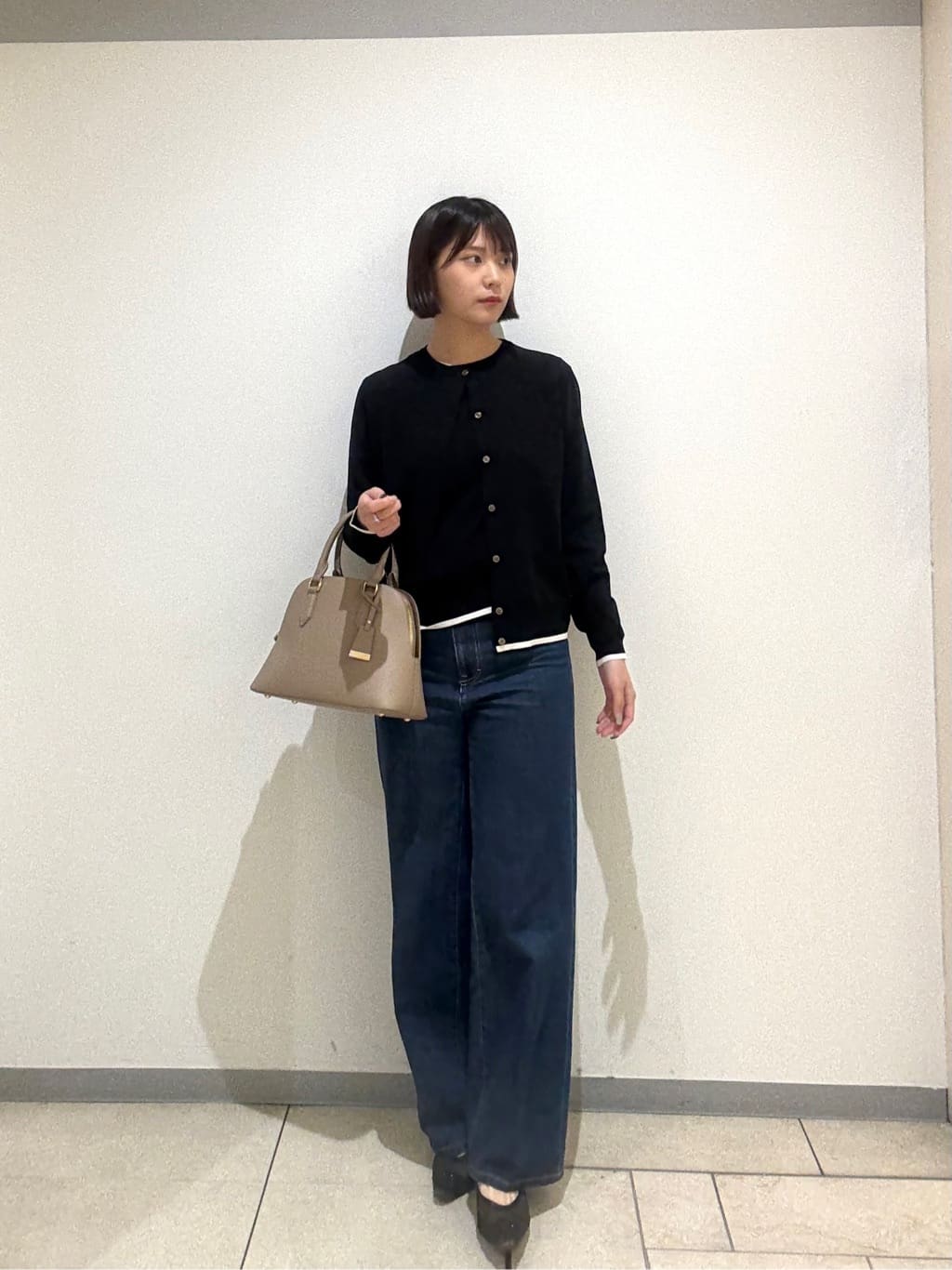 Itoさんの「UNTITLED｜【グレー/ブルー/ジーンズ】ソフトワイドデニムパンツ」を使ったコーディネート
