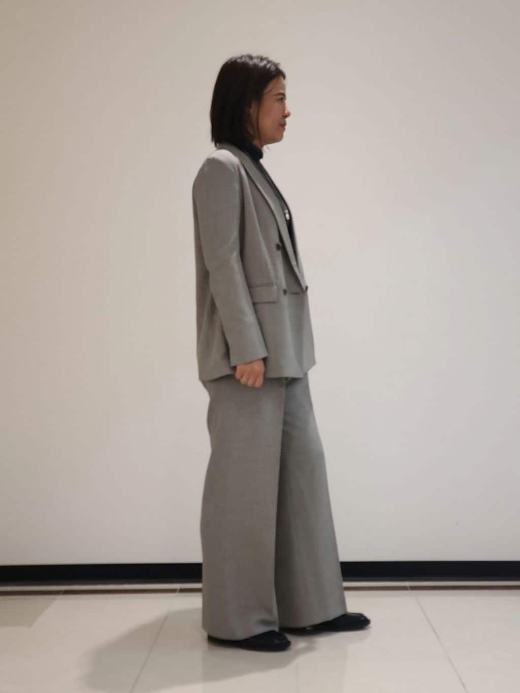 eriさんの「INDIVI｜【洗える／セットアップ可能】凹凸ストレッチ素材ダブルジャケット」を使ったコーディネート