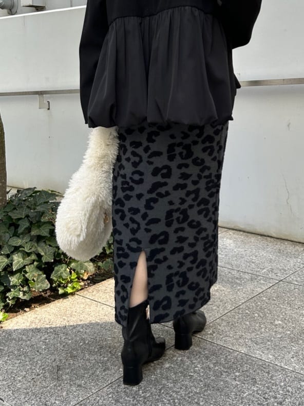 RINAさんの「OPAQUE.CLIP｜ウールライクペプラムドッキングアウター【洗濯機洗い可】」を使ったコーディネート
