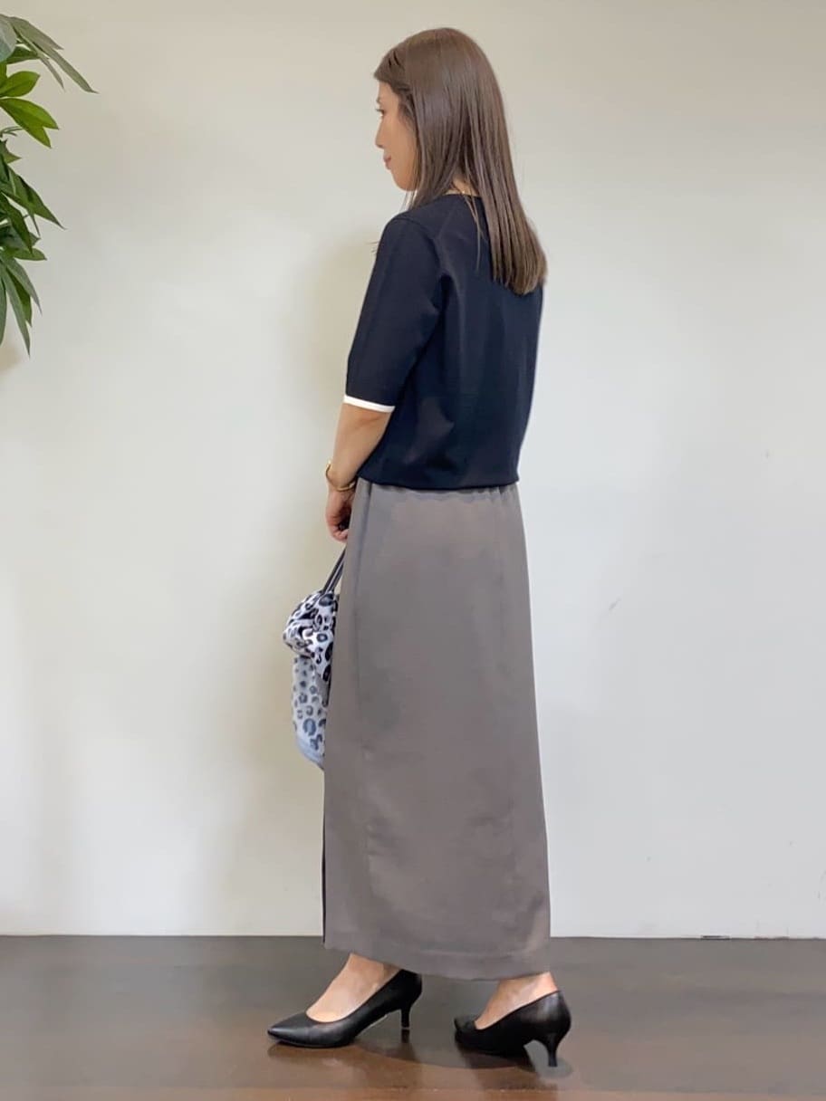 tomoさんの「UNTITLED｜【アンサンブル可/薄手】ベーシッククルーネックカーディガン」を使ったコーディネート