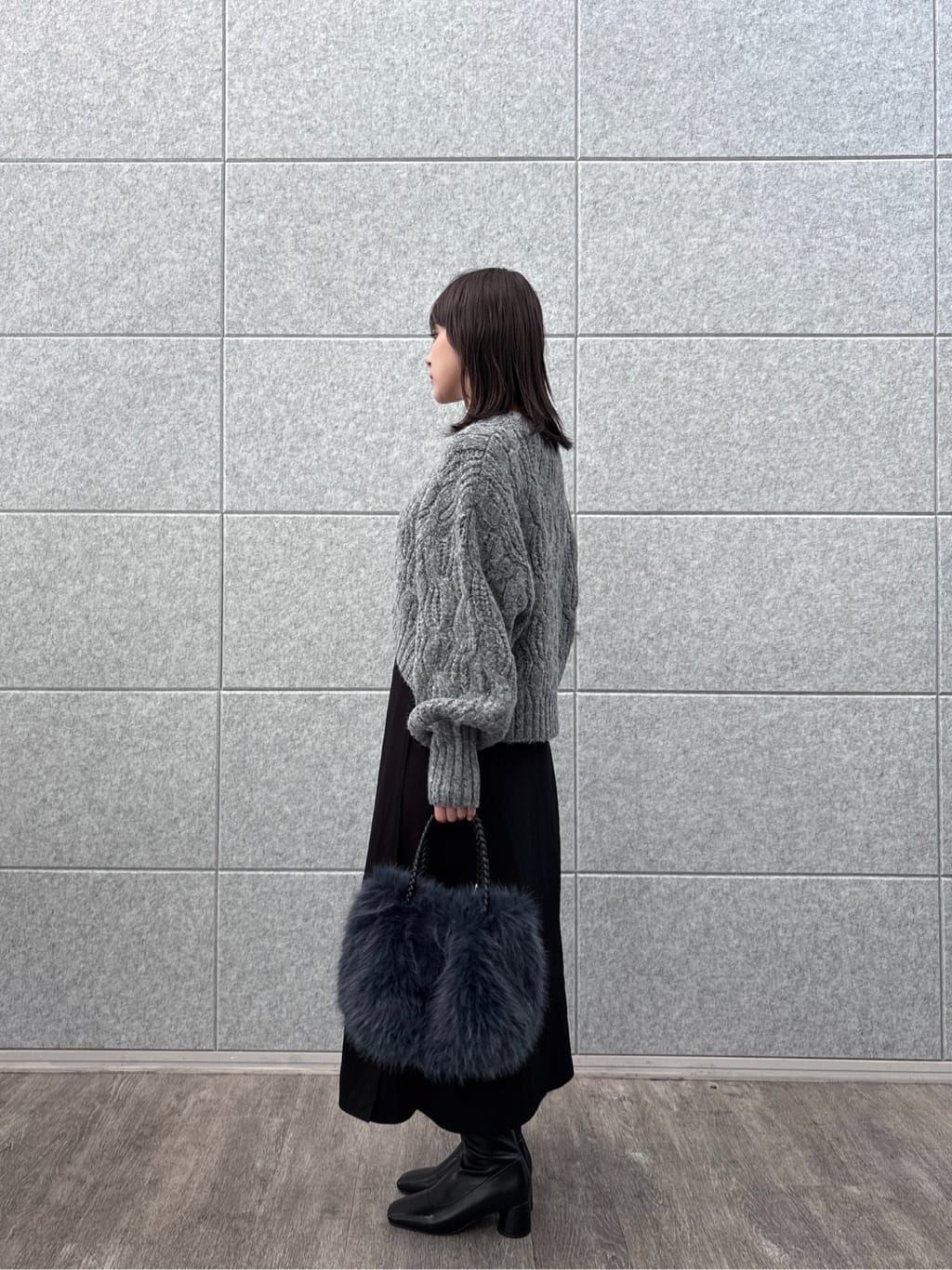 erikaさんの「INDIVI｜シャインツイルラップスカート」を使ったコーディネート