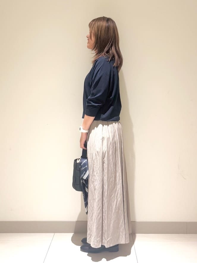 Liriさんの「Dessin｜【洗える】後ろボタンニットプルオーバー七分袖」を使ったコーディネート
