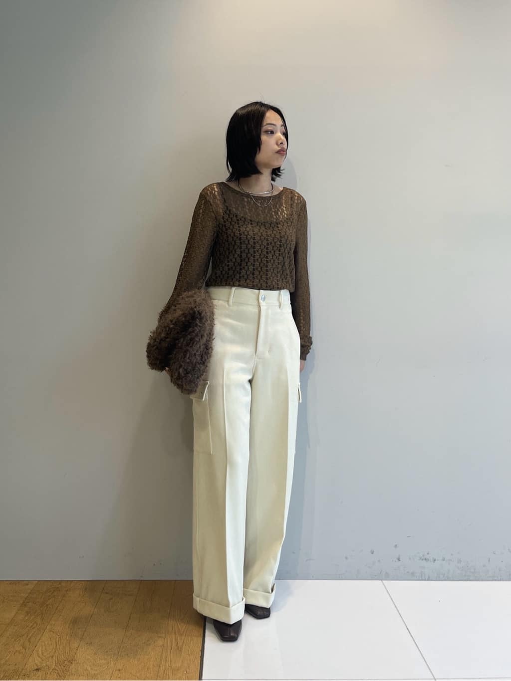 Harukaさんの「INDIVI｜【LE VERNIS】メタルハンドルトートバッグ」を使ったコーディネート