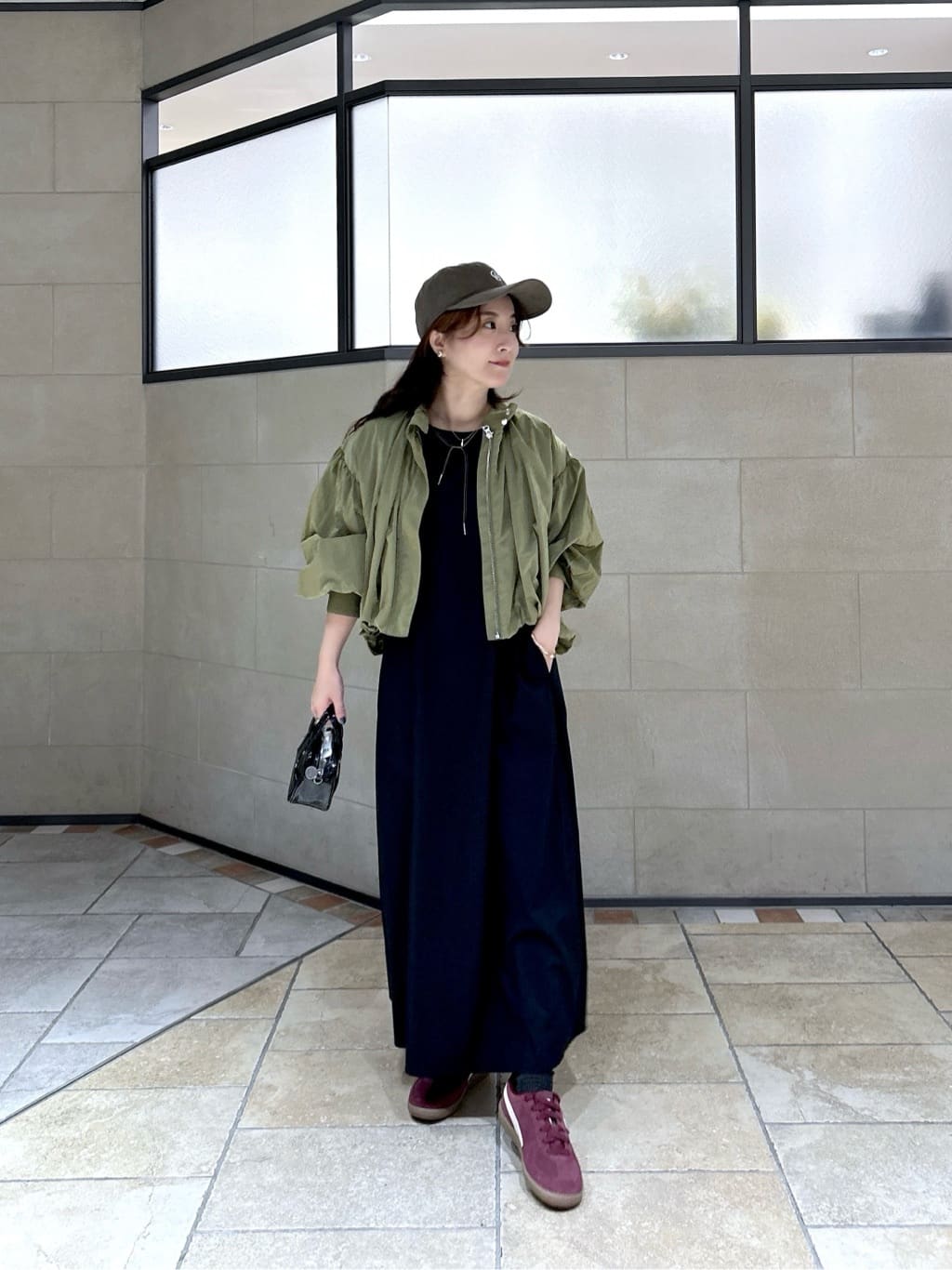 よねさんの「INDIVI｜フォルムスリーブワンピース」を使ったコーディネート