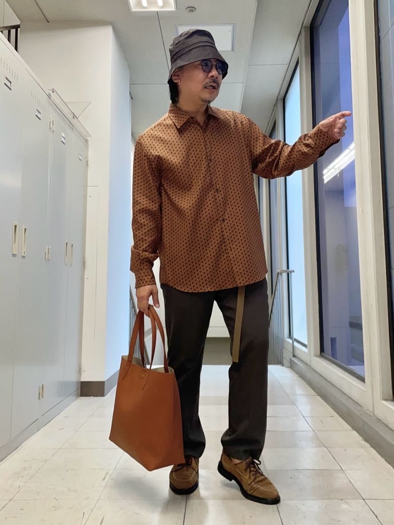 MAKOTO AIさんの「TAKEO KIKUCHI｜ボーラーハット柄 長袖シャツ」を使ったコーディネート
