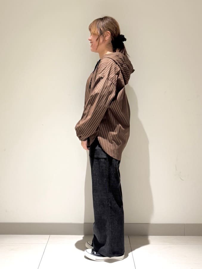 Liriさんの「Dessin｜【選べる首元デザイン/洗える】クルーネックロングTシャツ」を使ったコーディネート