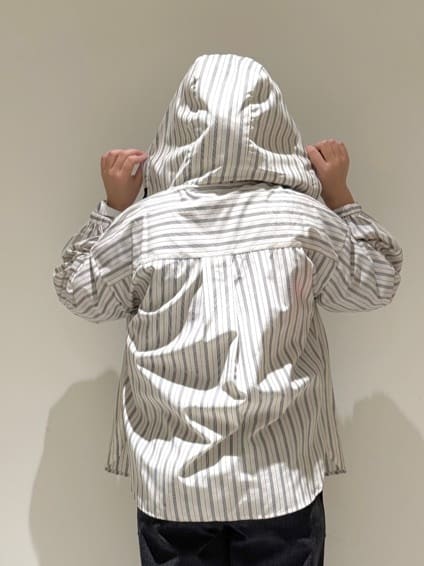 Liriさんの「Dessin｜【洗える】ストライプフードブラウス」を使ったコーディネート