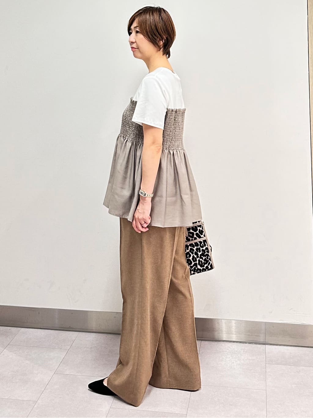 みなこさんの「UNTITLED｜【コットン100/洗える/Tシャツ】シャーリングドッキングペプラム」を使ったコーディネート