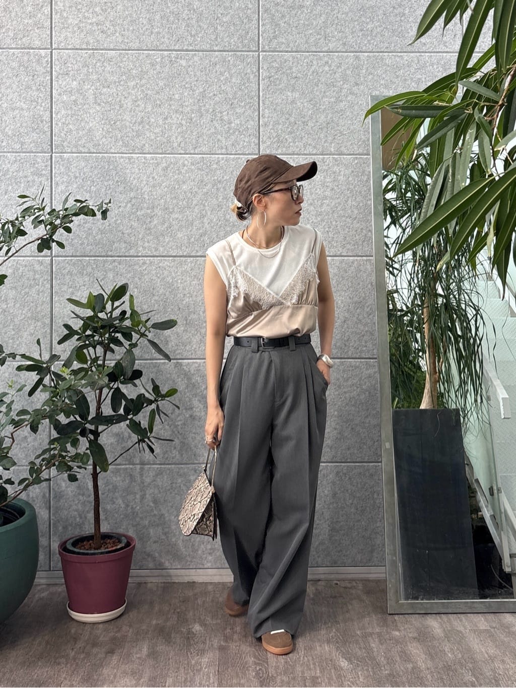 kotakiさんの「INDIVI｜キャミセットカットソー」を使ったコーディネート