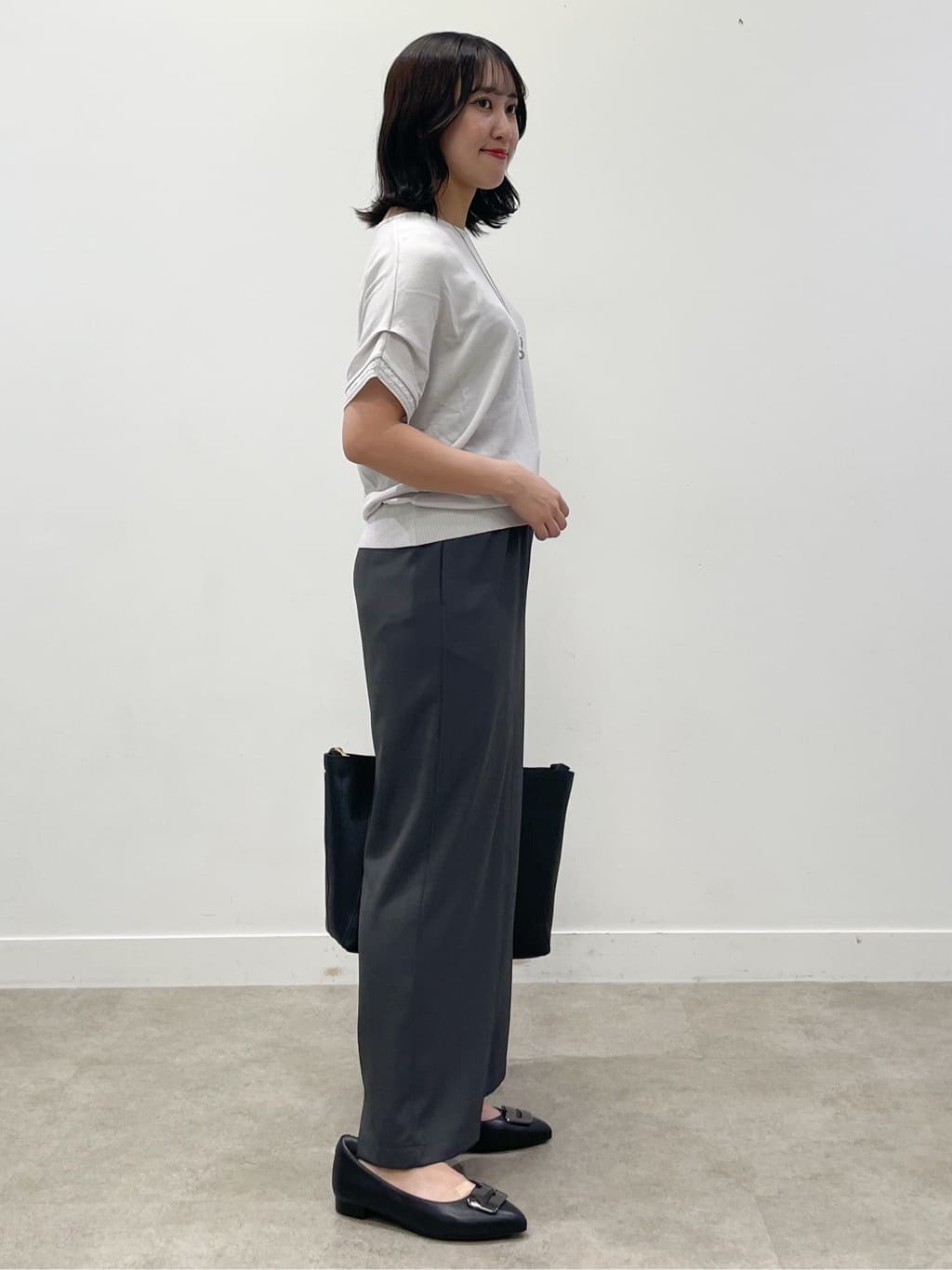 yukariさんの「Reflect｜【ウエスト総ゴム／セットアップ／単品使いOK◎】ベスト＋ストレートパンツセット」を使ったコーディネート
