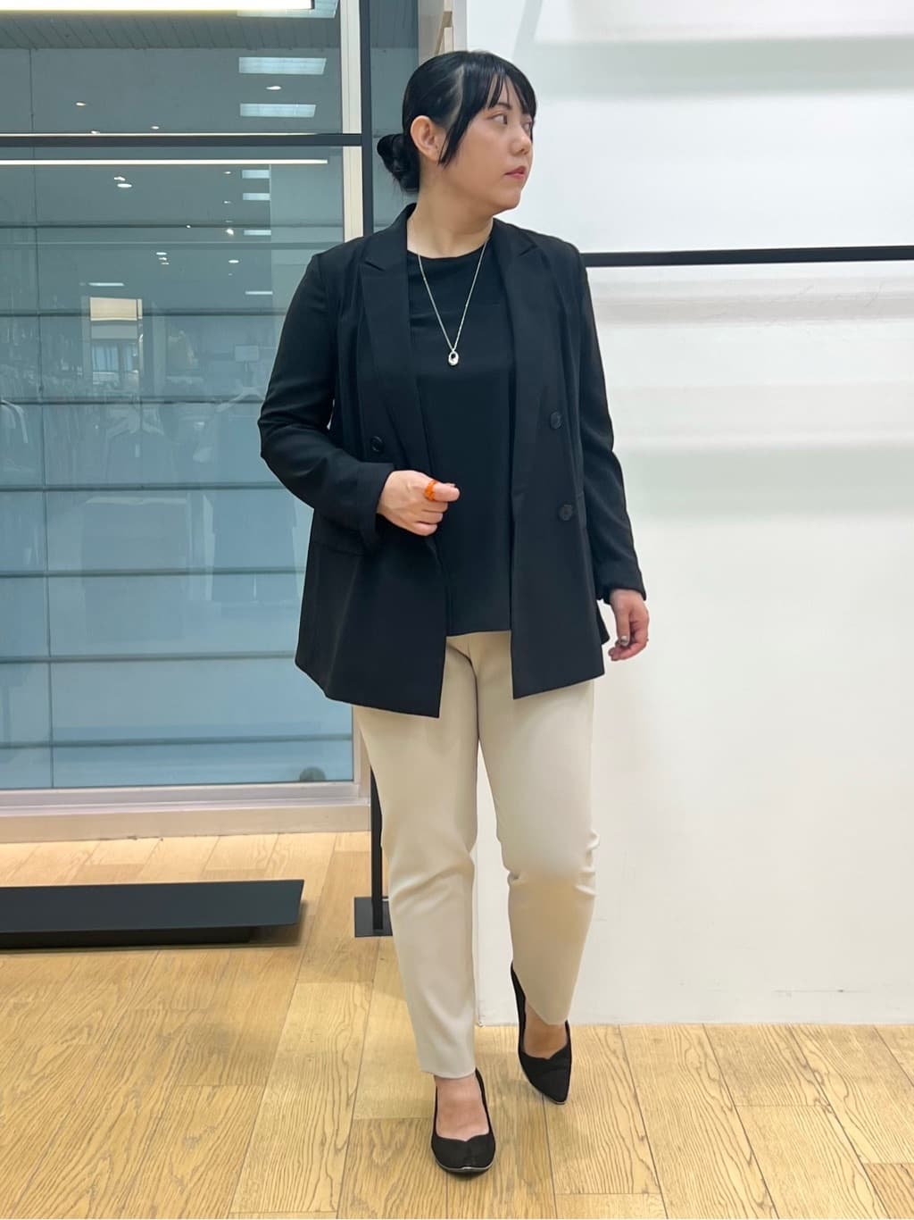 shimaさんの「INDIVI｜【軽く羽織れる！】ダブルジャケット」を使ったコーディネート