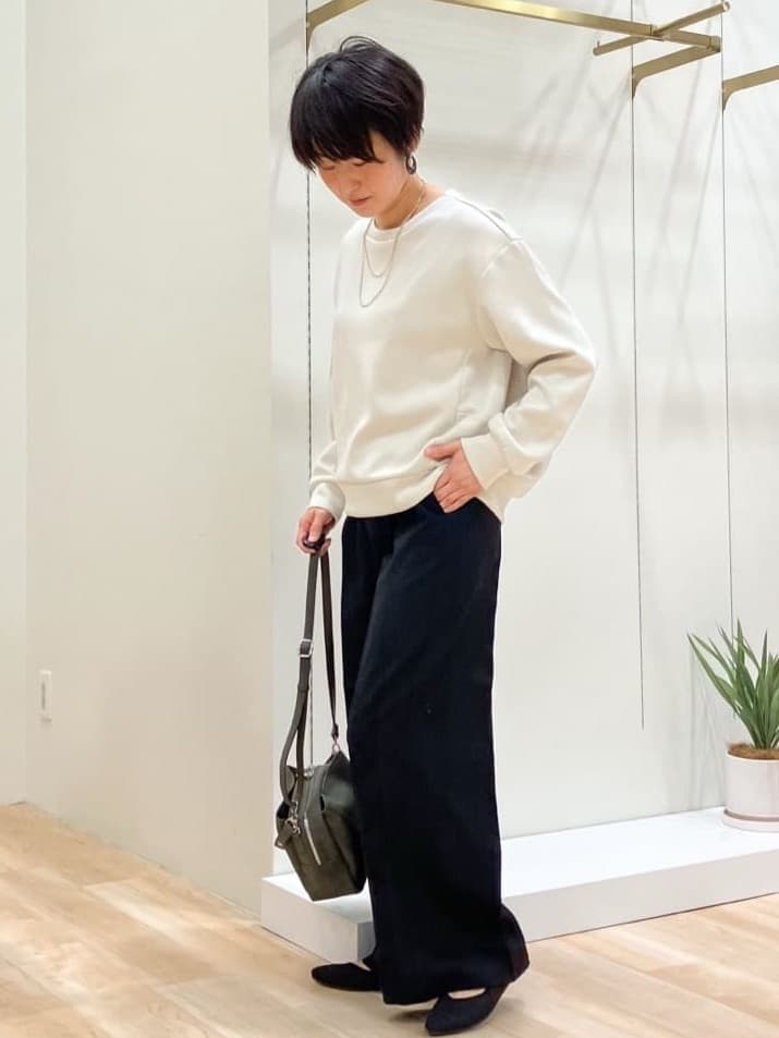 Keiさんの「grove｜洗えるフェザーニットパンプス」を使ったコーディネート