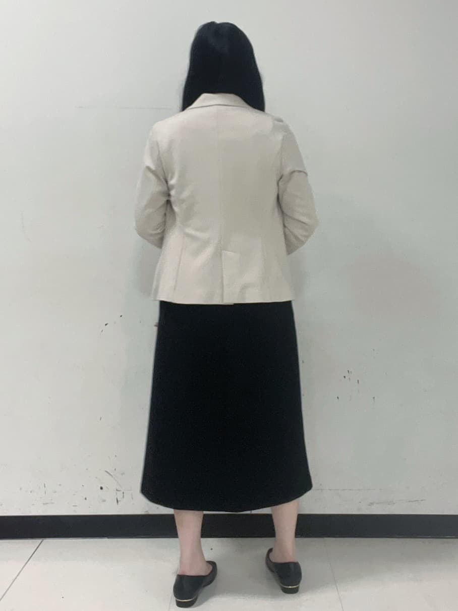 Hitomiさんの「index｜《5色展開／XS-LLサイズ》ストレッチテーラードジャケット／セットアップ対応【イージーアイロン】」を使ったコーディネート