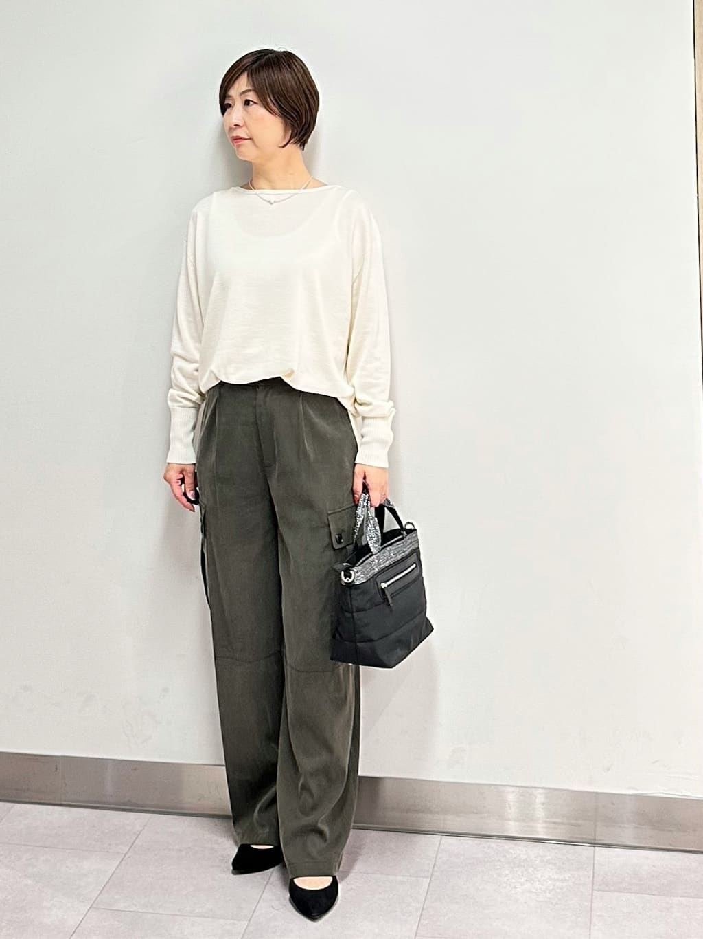 みなこさんの「UNTITLED｜【8色展開/体型カバー】魅せるタイムレスニット」を使ったコーディネート