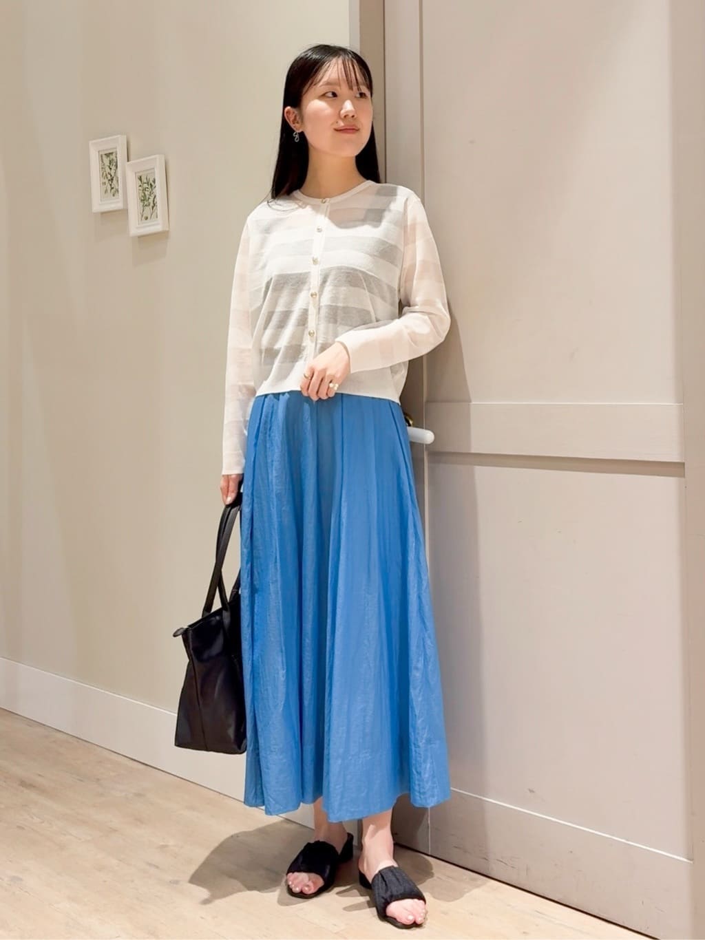 Mayuさんの「grove｜シアーボーダーカーディガン」を使ったコーディネート