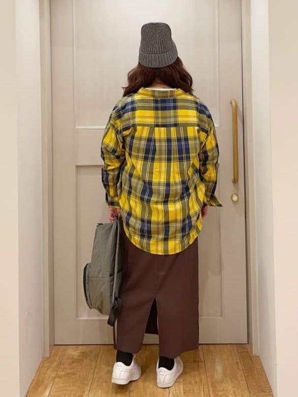 はまちゃんさんの「SHOO･LA･RUE｜【洗濯機可/S-LL】程よい抜け感 大人のチェックシャツ」を使ったコーディネート
