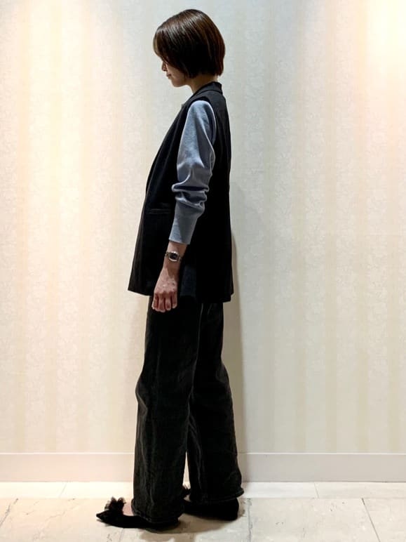 hikaruさんの「INDIVI｜【褒められデニム】ワイドストレート デニムパンツ」を使ったコーディネート