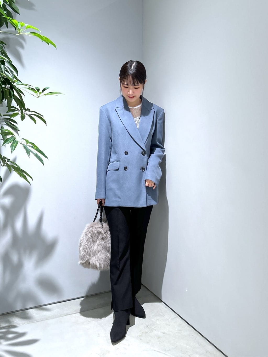 Renoさんの「INDIVI｜レースストレッチカットソー」を使ったコーディネート