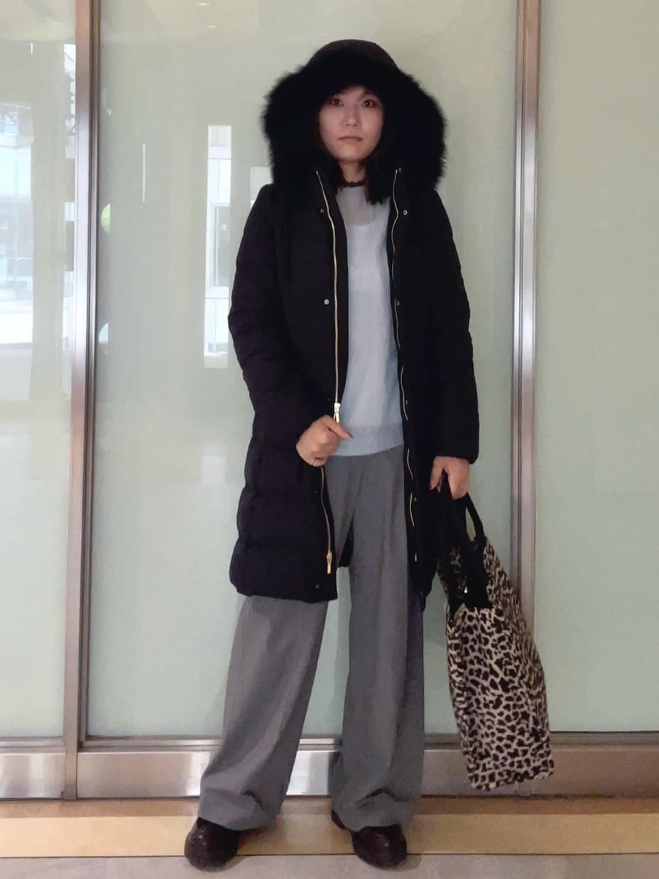 mayutaさんの「INDIVI｜【名品／撥水／抗菌防臭】ロング丈リサイクルダウンコート」を使ったコーディネート