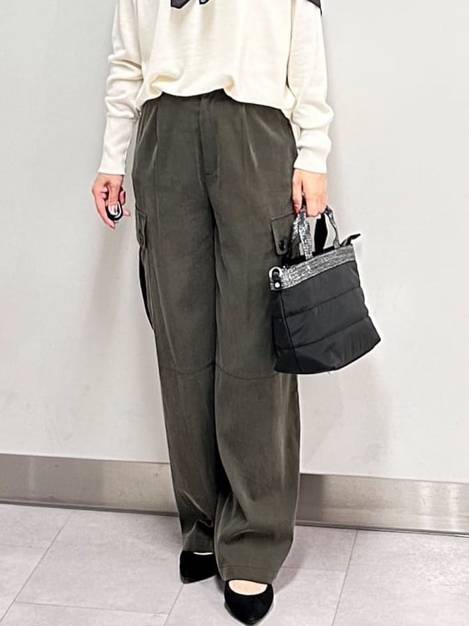 みなこさんの「UNTITLED｜【8色展開/体型カバー】魅せるタイムレスニット」を使ったコーディネート