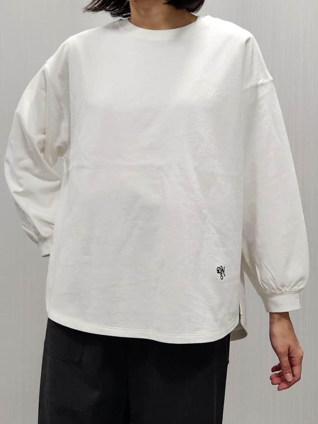 naraさんの「Dessin｜【360度可愛い・洗える】バックヘンリーカットソー」を使ったコーディネート