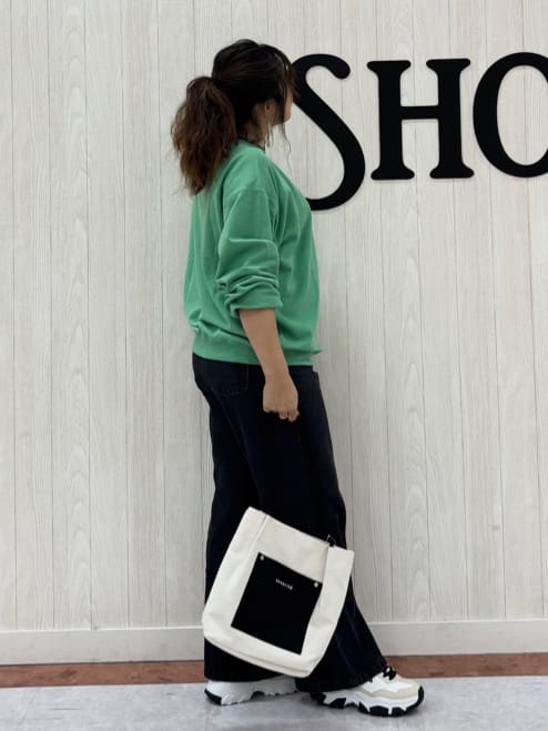 さくみぃさんの「SHOO･LA･RUE｜」を使ったコーディネート