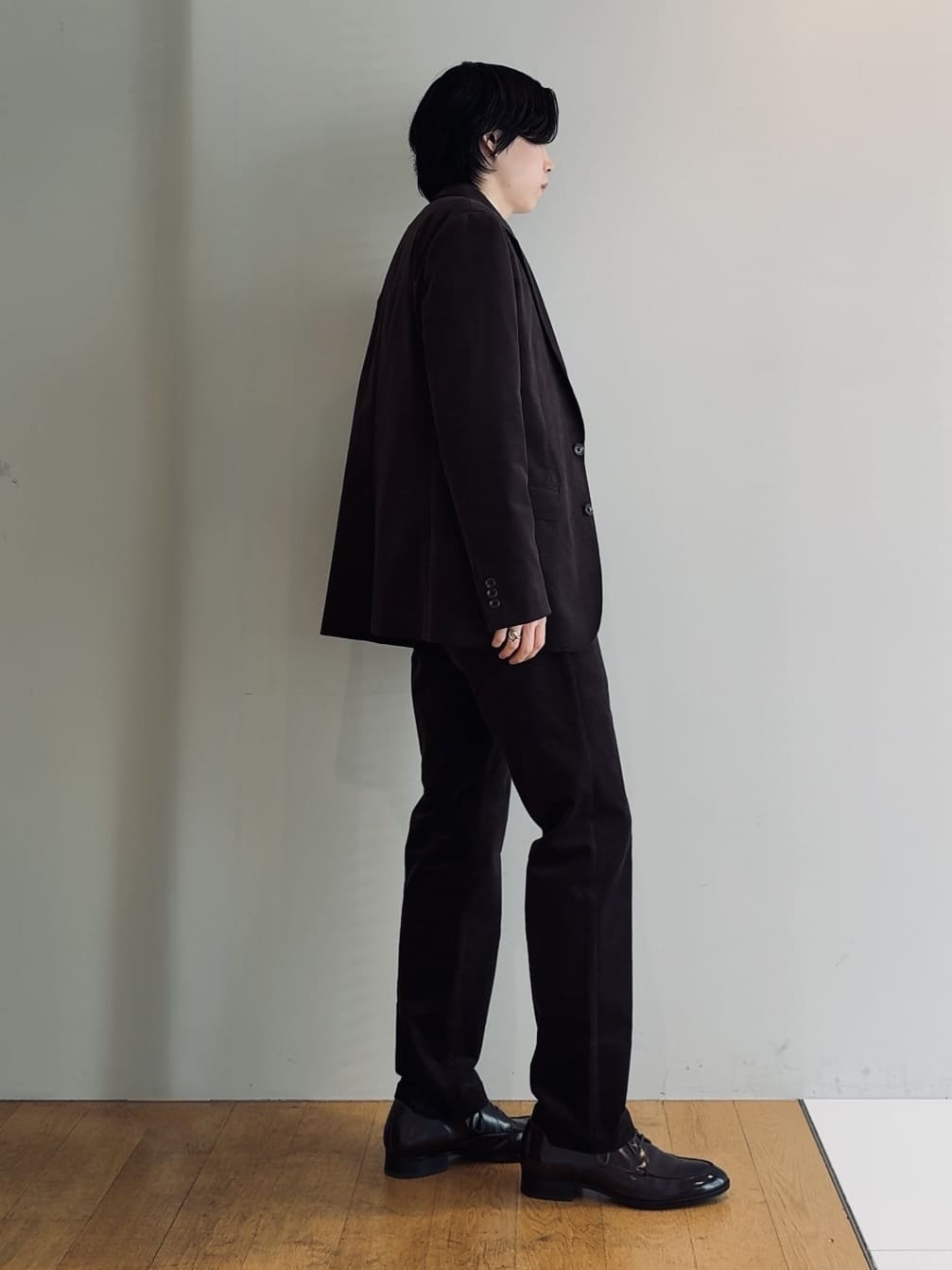 Tightさんの「TAKEO KIKUCHI｜【Sサイズ～】ストレッチコーデュロイ ジャケット」を使ったコーディネート
