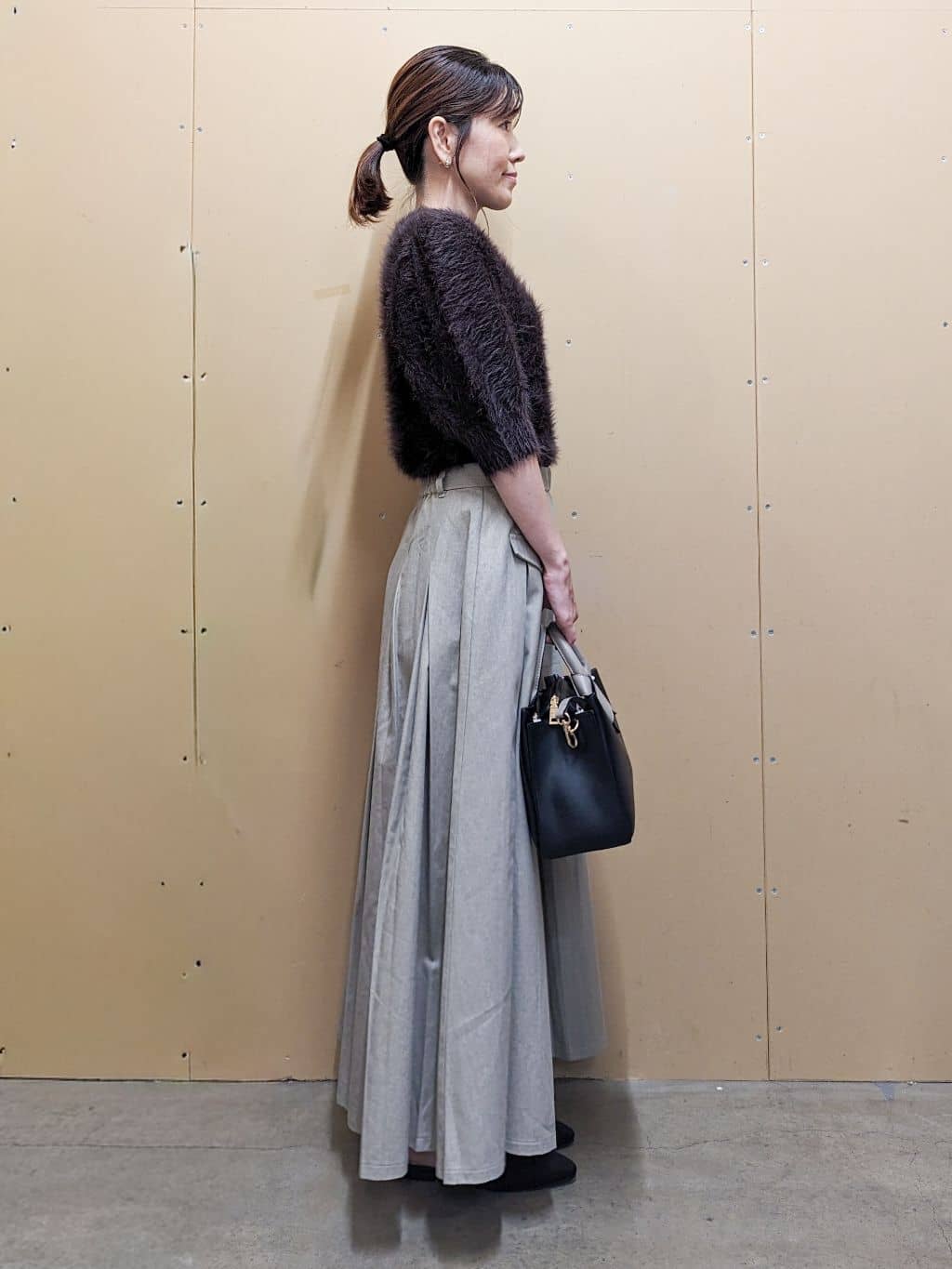  E.Yさんの「THE SHOP TK｜【大人の魅力引き出す】5分袖フェザーニット/洗える」を使ったコーディネート