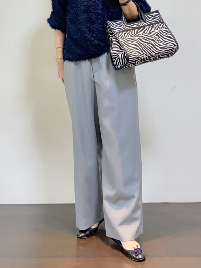tomoさんの「UNTITLED｜【洗える/ワイド/ウエストゴム】ストレッチドロストパンツ」を使ったコーディネート