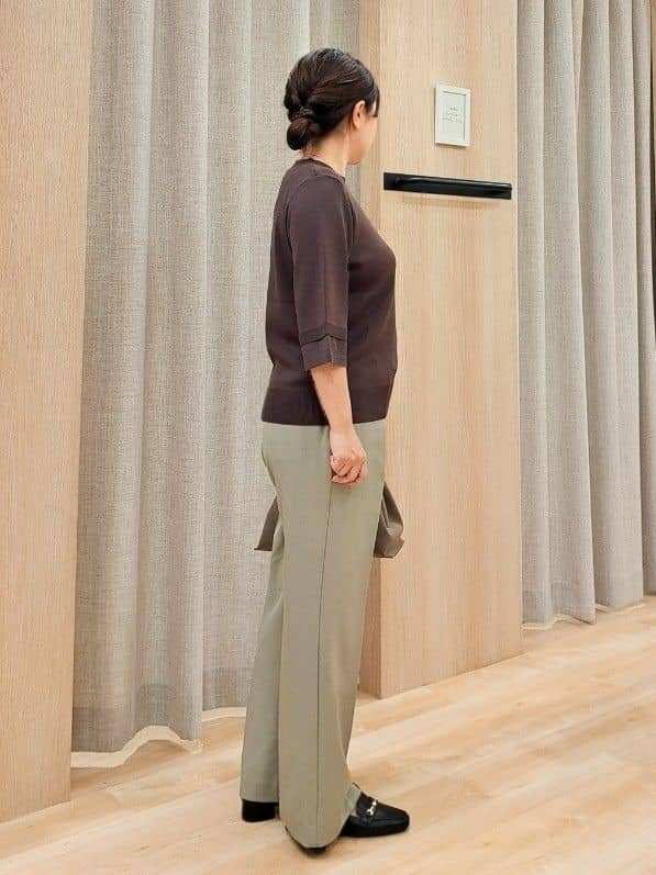 ふるさんの「grove｜【ひんやり多機能】やわらかドライタッチ 袖口シアードッキングプルオーバー」を使ったコーディネート