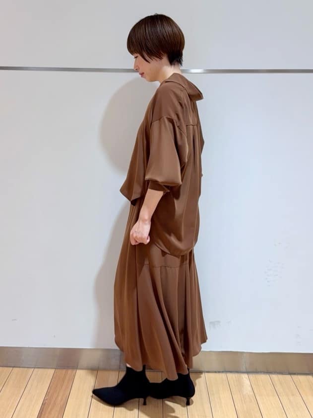 あやさんの「UNTITLED｜【セットアップ可/スキッパー/ゆったり】リラクパウダーシャツ」を使ったコーディネート
