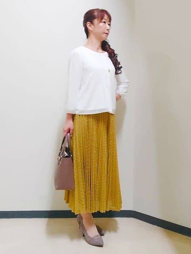 花さんの「Reflect｜【イージーケア】サークルダイヤ柄レースプリーツスカート」を使ったコーディネート