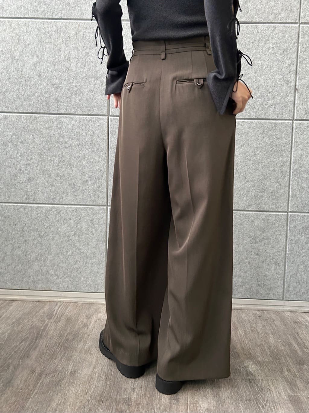 harunaさんの「CODE A｜ribbon slit pullover」を使ったコーディネート