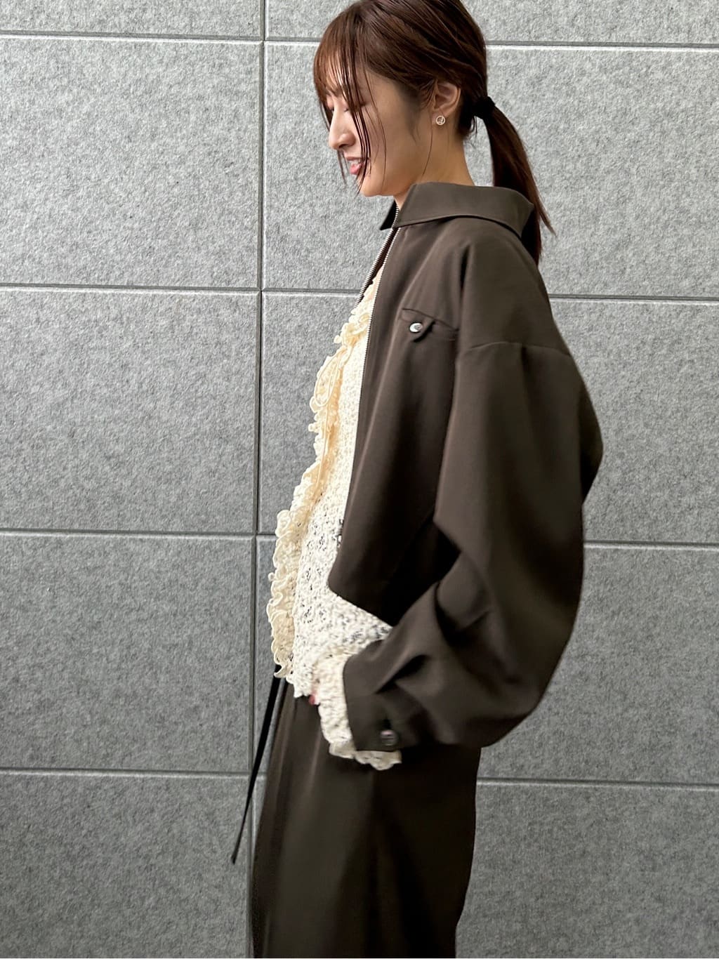 harunaさんの「CODE A｜urban tailor wide trousers」を使ったコーディネート