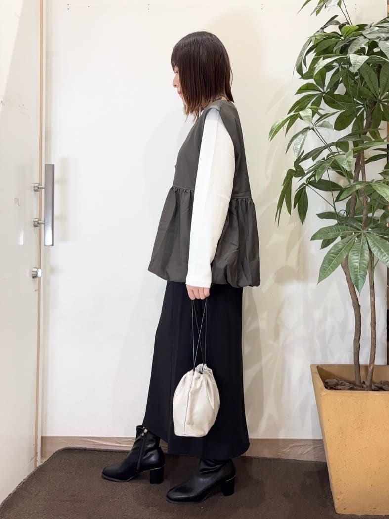 宗形さんの「SHOO･LA･RUE｜【S-LL】美しく見せる ボートネックロンT」を使ったコーディネート