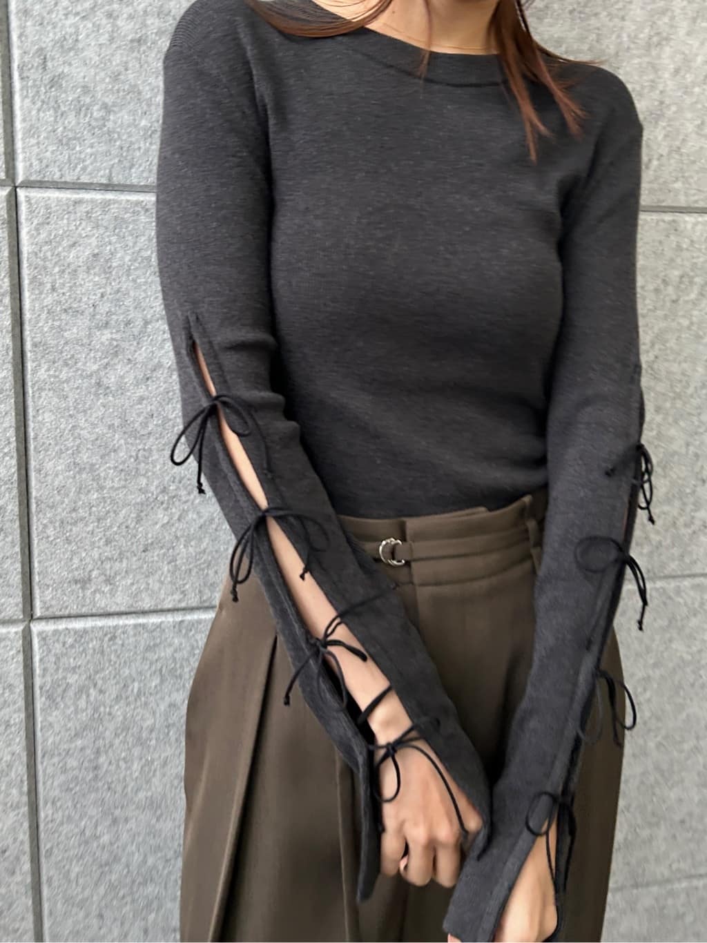 harunaさんの「CODE A｜ribbon slit pullover」を使ったコーディネート