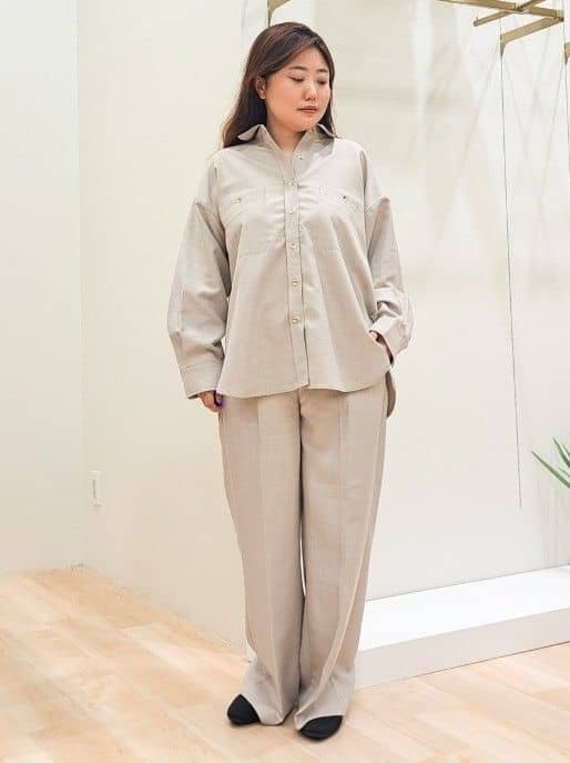 ふるさんの「grove｜リーフ刺繍スパンコールベスト＆ブラウスセット」を使ったコーディネート