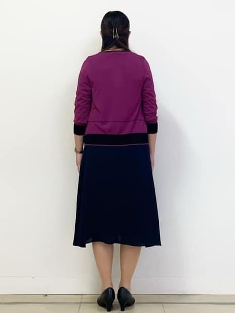 chisaさんの「Reflect｜【WEB先行カラーあり／手洗い可／アンサンブル可】バイカラーカーディガン」を使ったコーディネート