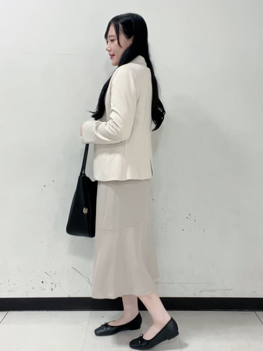 Hitomiさんの「index｜《5色展開／XS-LLサイズ》ストレッチテーラードジャケット／セットアップ対応【イージーアイロン】」を使ったコーディネート