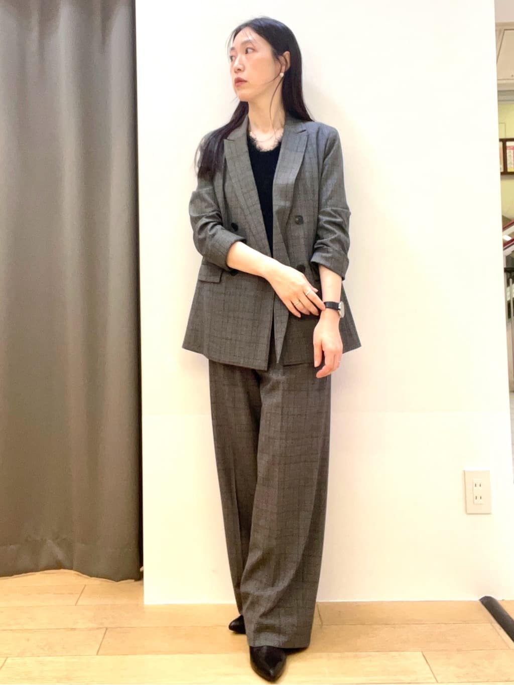 yukoさんの「INDIVI｜【褒められパンツ】ワンタックワイドパンツ」を使ったコーディネート