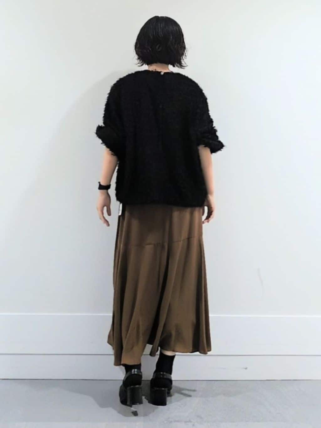 ミズタさんの「UNTITLED｜【洗える/1枚で着映え】カットジャカードトップス」を使ったコーディネート