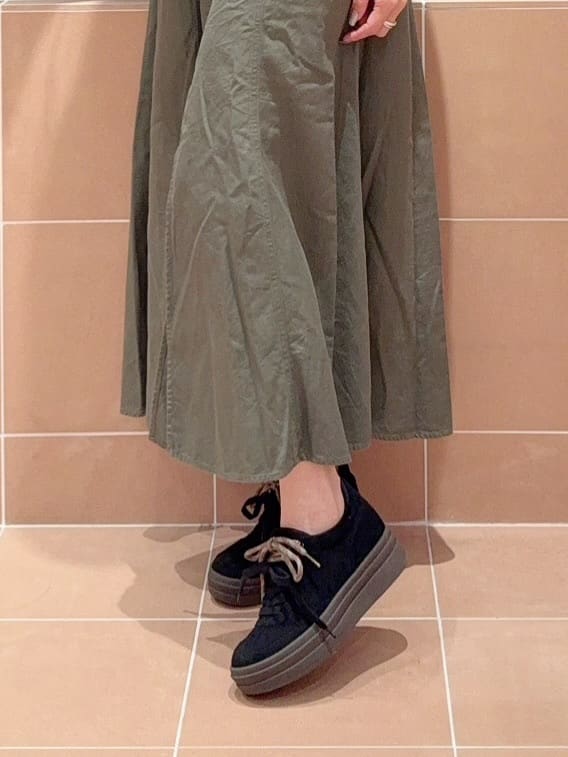kaoriさんの「ESPERANZA｜ミックスシューレーススニーカー」を使ったコーディネート