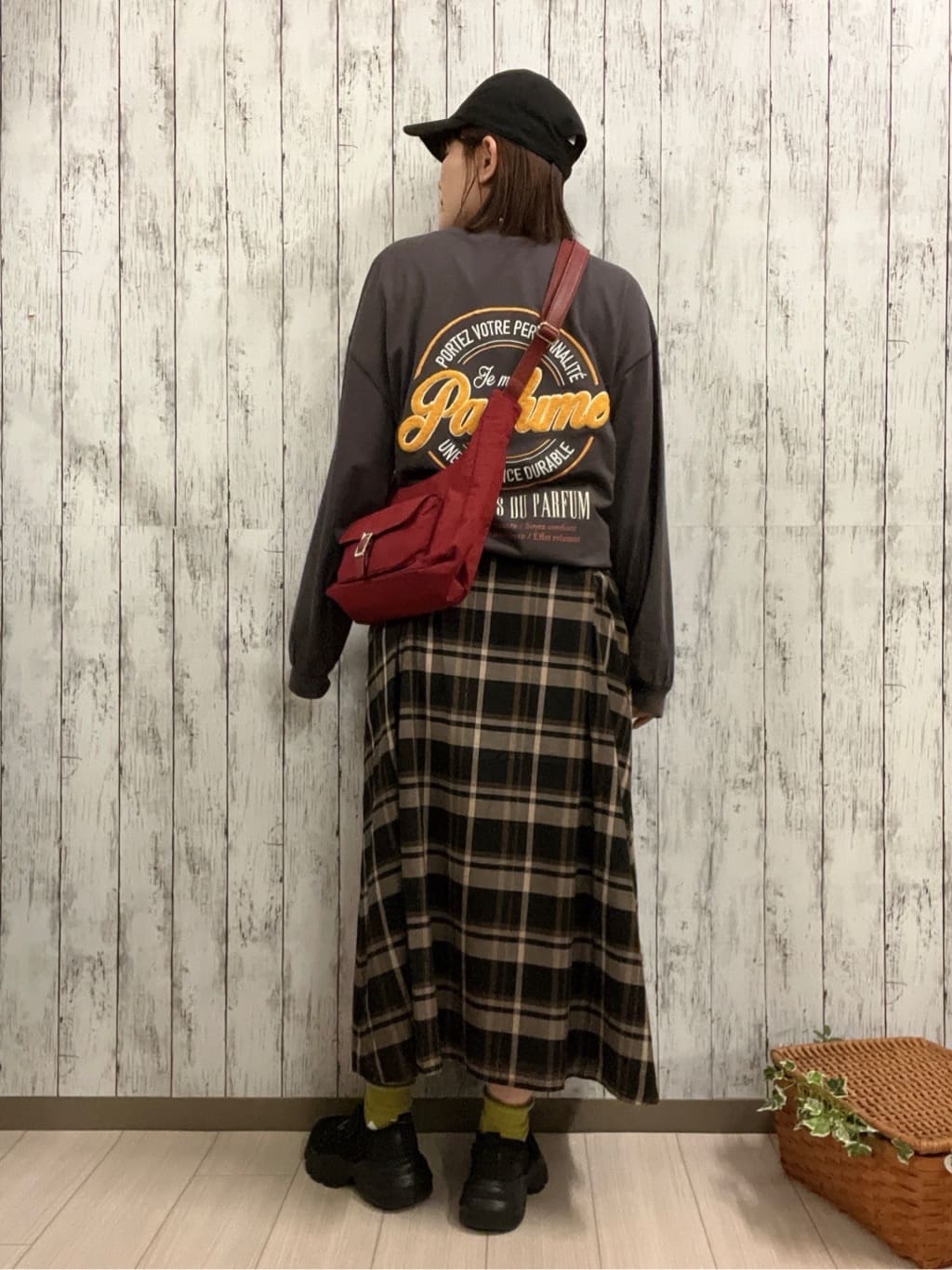 シカさんの「SHOO･LA･RUE｜グラフィックアソート BIGロンT」を使ったコーディネート