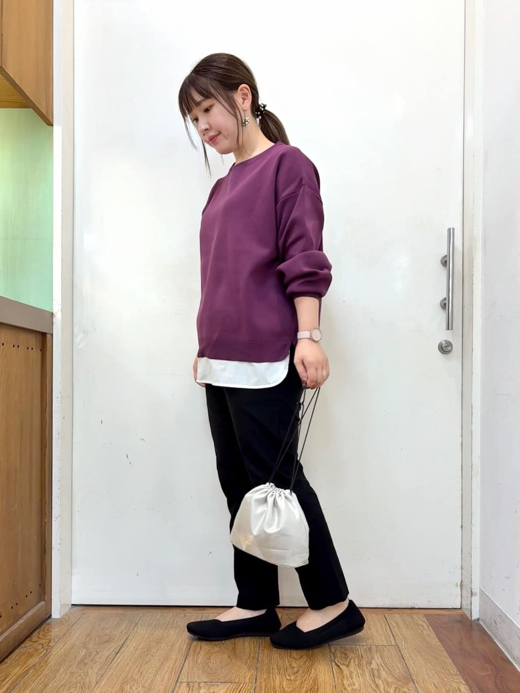 だいわさんの「SHOO･LA･RUE｜【洗える/S-LL/美脚シルエット】ハイパーストレッチ テーパードパンツ」を使ったコーディネート