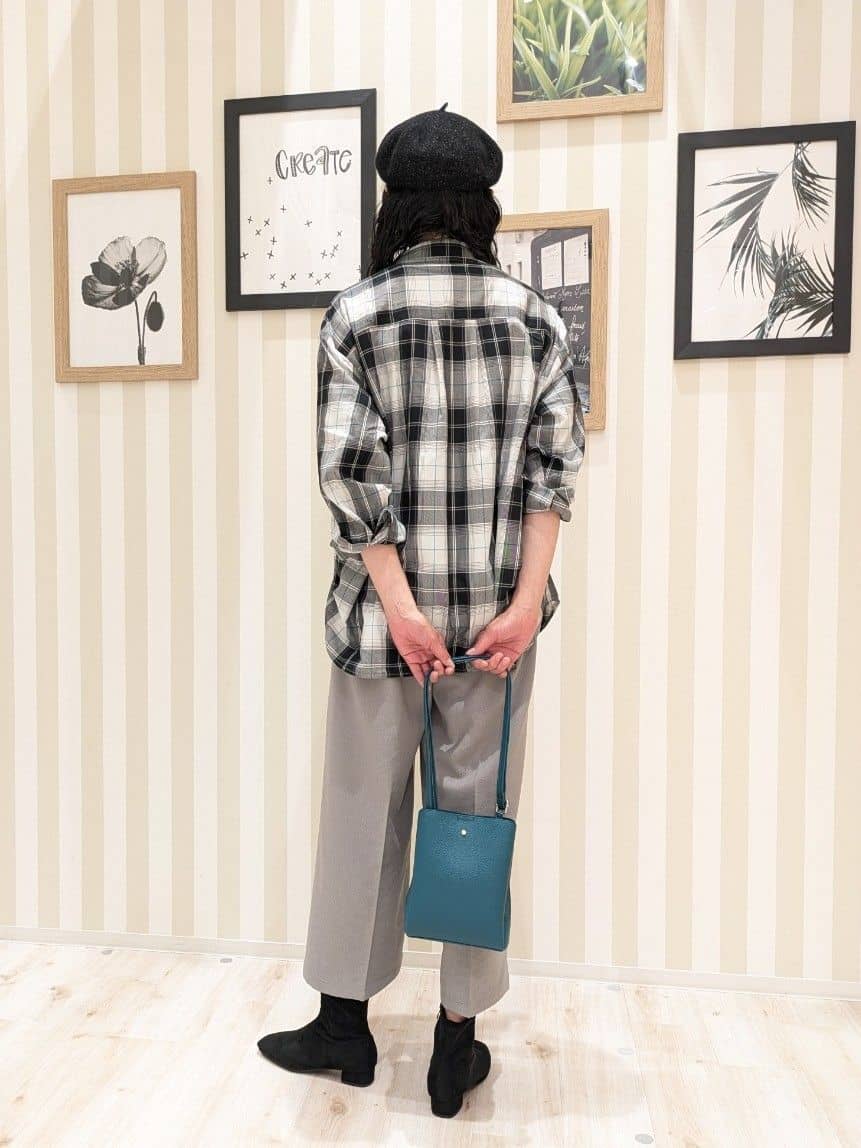 Mikiさんの「SHOO･LA･RUE｜【洗濯機可/S-LL】程よい抜け感 大人のチェックシャツ」を使ったコーディネート
