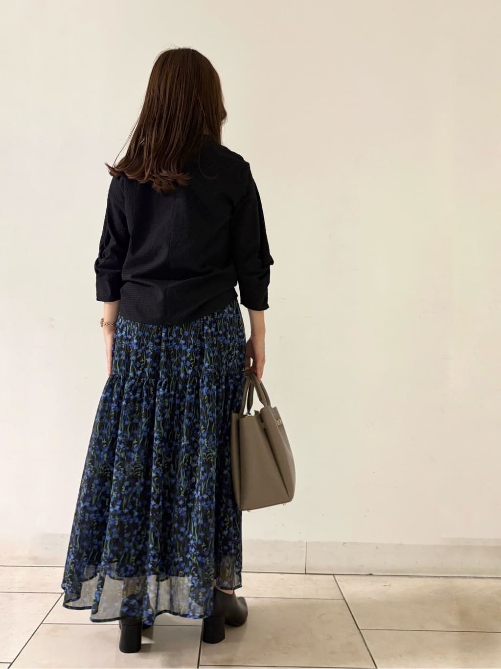 kahoさんの「INDIVI｜【UVケア／吸汗速乾】スリーブデザインブラウス」を使ったコーディネート